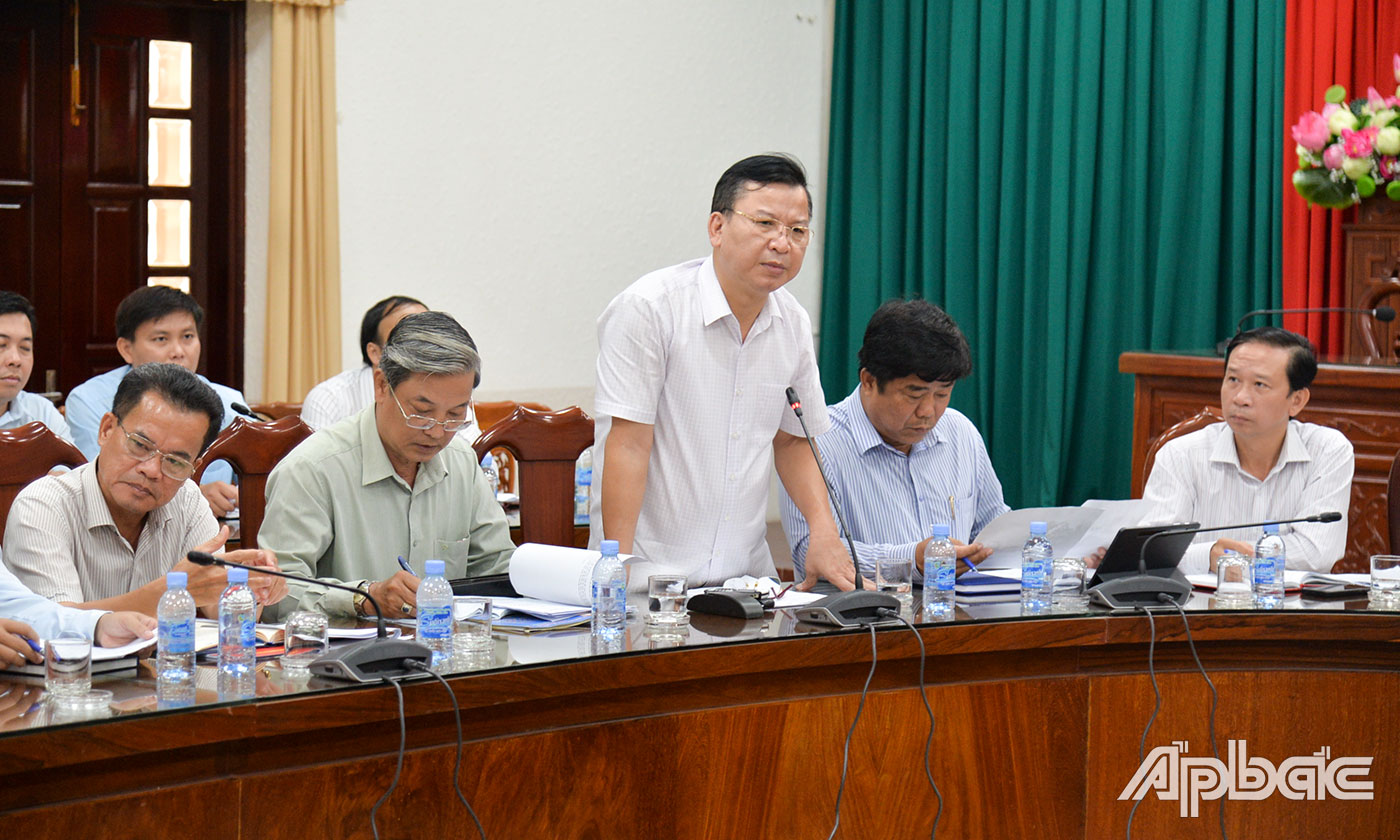 Lãnh đạo Công an tỉnh phát biểu ý kiến.