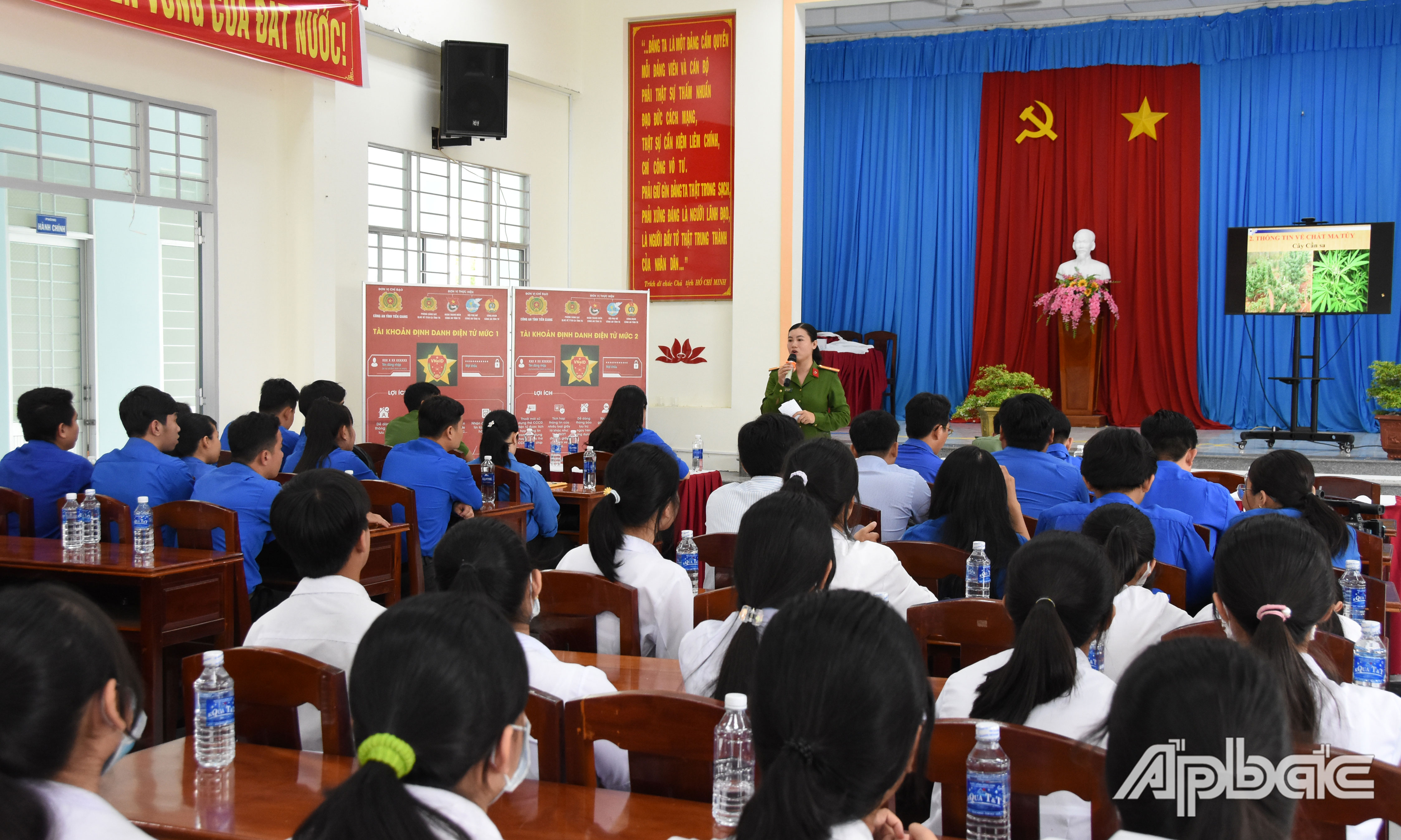 Tuyên truyền tác hại của ma túy và biện pháp phòng, chống.
