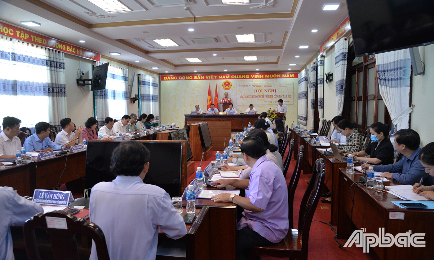 Quang cảnh hội nghị