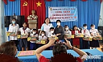 Trao 30 phần quà cho học sinh khó khăn