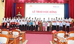 Trao học bổng cho 203 sinh viên, học sinh có hoàn cảnh đặc biệt khó khăn