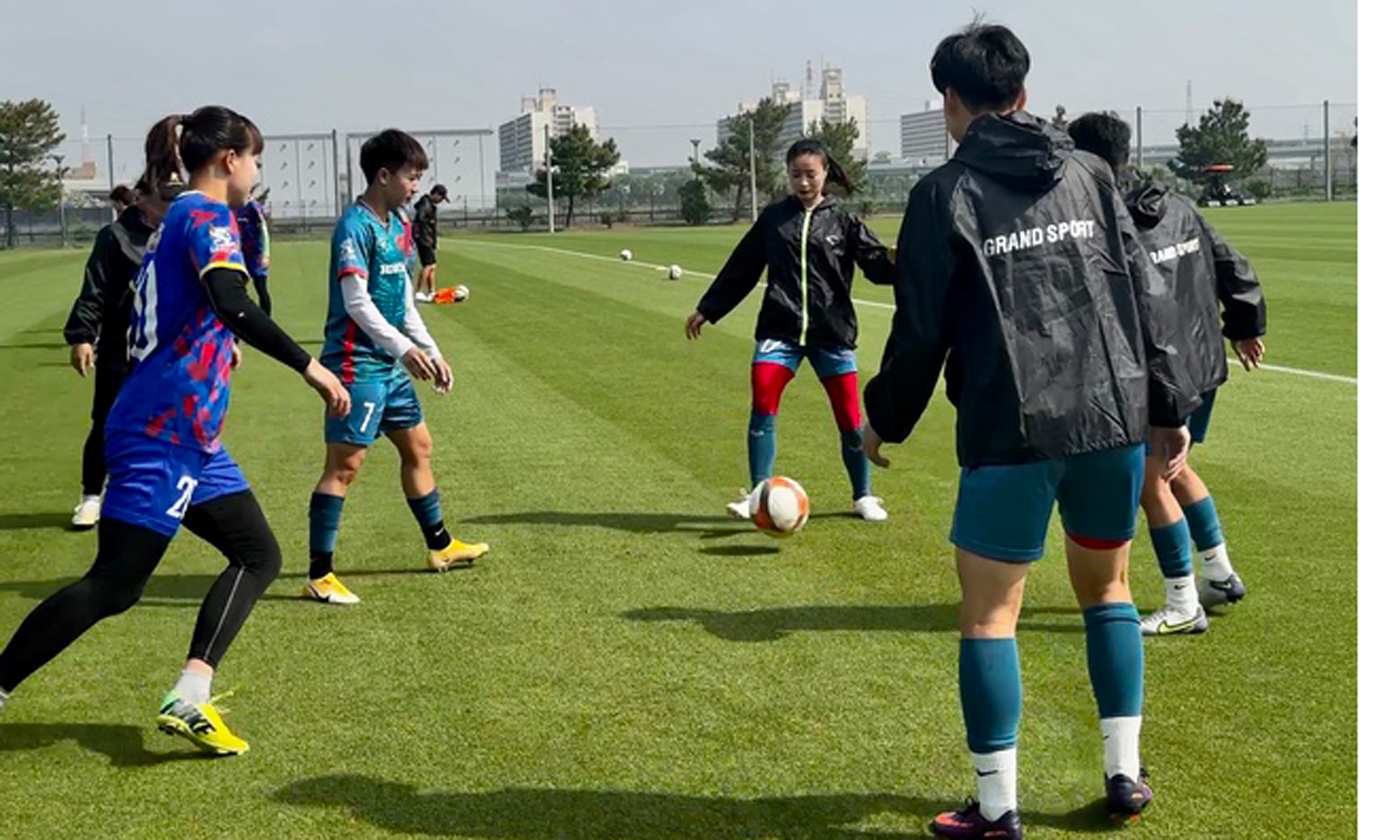 ĐT nữ Việt Nam đang tập huấn tại Osaka, Nhật Bản và thi đấu 3 trận giao hữu - Ảnh: VFF
