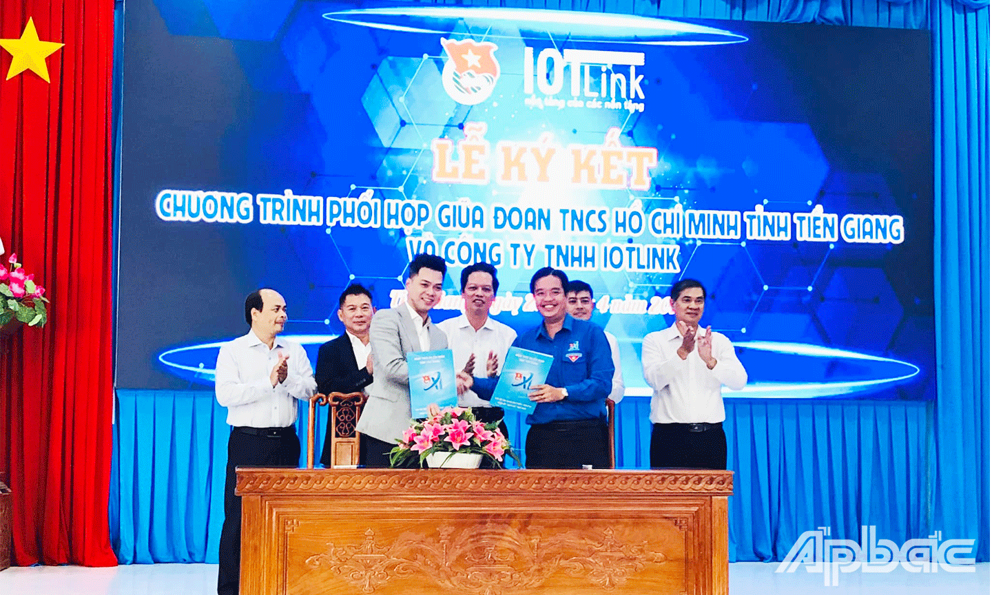 Lễ ký kết Chương trình phối hợp giữa Ban Thường vụ Tỉnh Đoàn và Công ty TNHH IOTLink