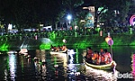 Hội hoa đăng với nhiều hoạt động phong phú, hấp dẫn
