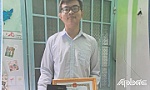 Vượt qua số phận, phấn đấu học tốt