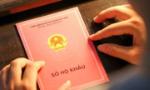 Không yêu cầu nộp, xuất trình sổ hộ khẩu, sổ tạm trú giấy khi thực hiện thủ tục hành chính về giáo dục
