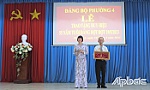 TP. Mỹ Tho: Trao 8 Huy hiệu Đảng đợt 19-5