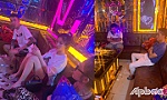 Bắt 12 đối tượng dương tính ma túy tại quán karaoke