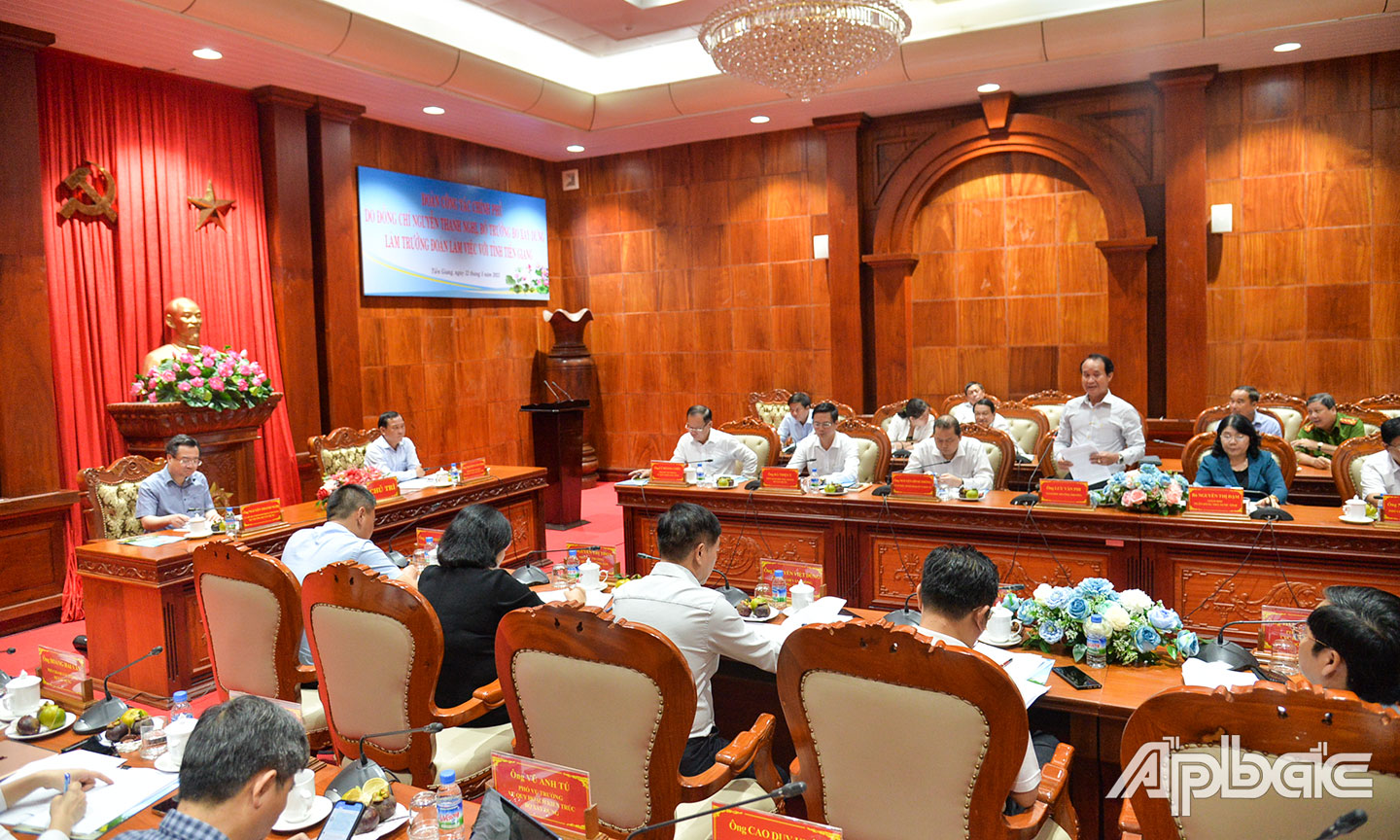 Quang cảnh Đoàn công tác của Chính phủ làm việc tại tỉnh Tiền Giang.