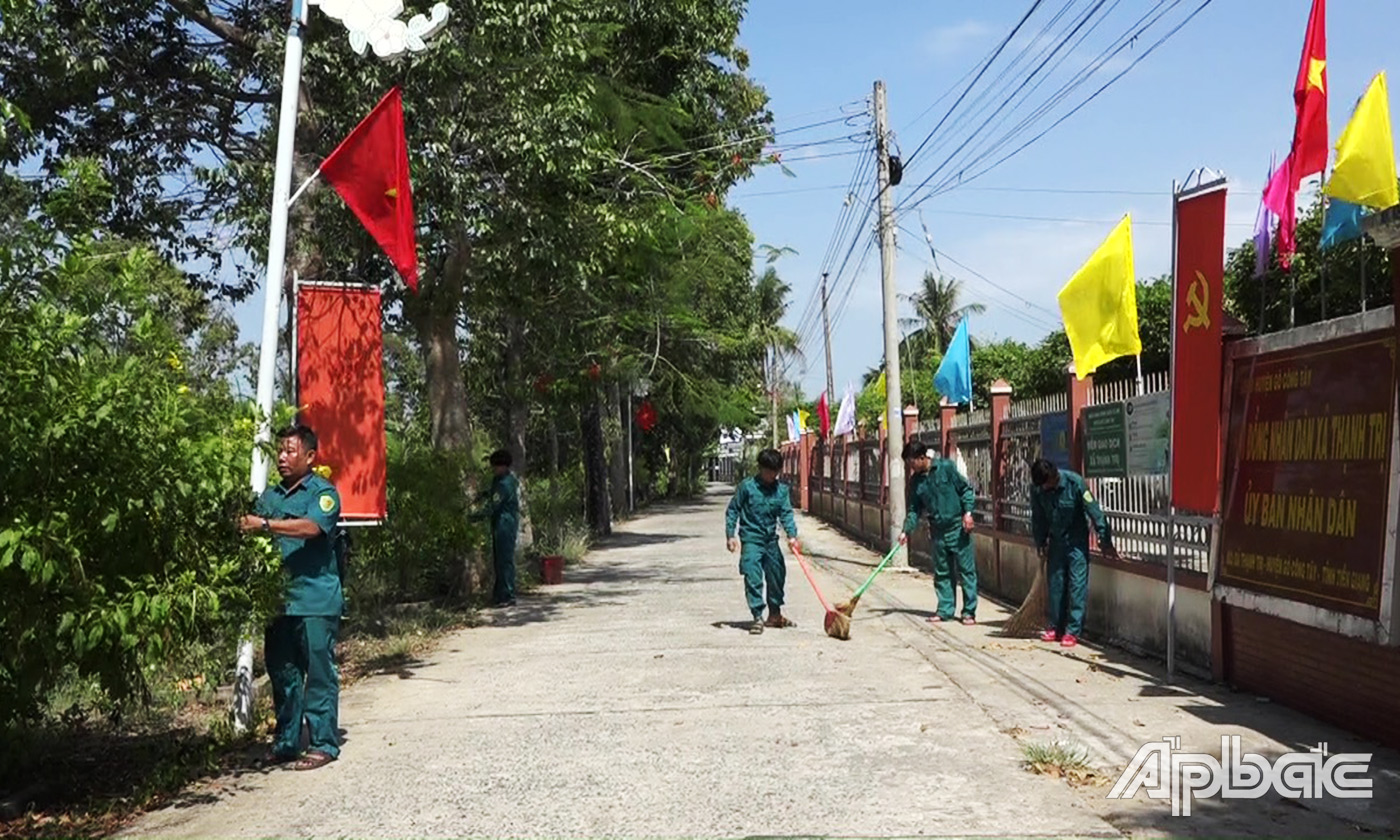 Anh Châu luôn gương mẫu đi đầu trong thực hiện nhiệm vụ cũng như nhiều phong trào thi đua ở địa phương