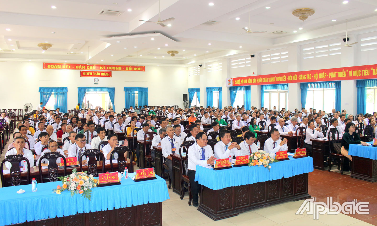 Đại biểu tham dự tại Đại hội.