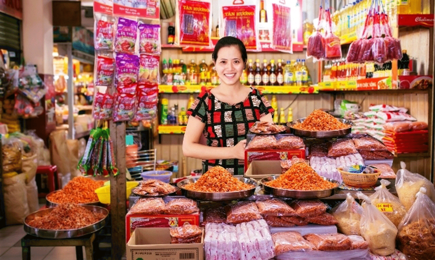 Nhóm hàng ăn và dịch vụ ăn uống là 1 trong 8 nhóm hàng hóa và dịch vụ có chỉ số giá tăng (Ảnh: PV) 