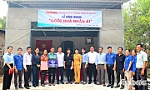 Báo Ấp Bắc bàn giao Nhà nhân ái cho anh Tô Quốc Khánh
