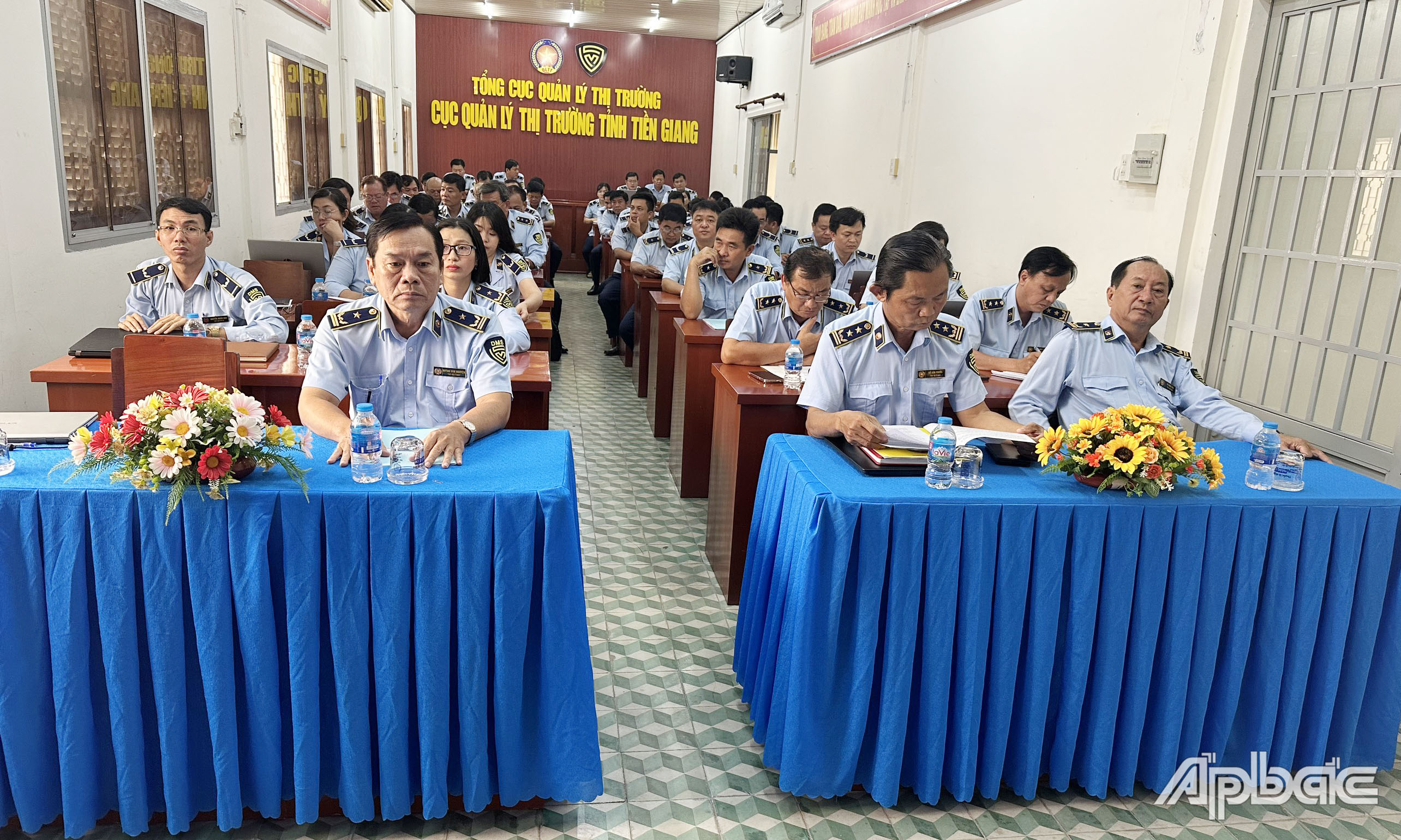 Quang cảnh hội nghị.