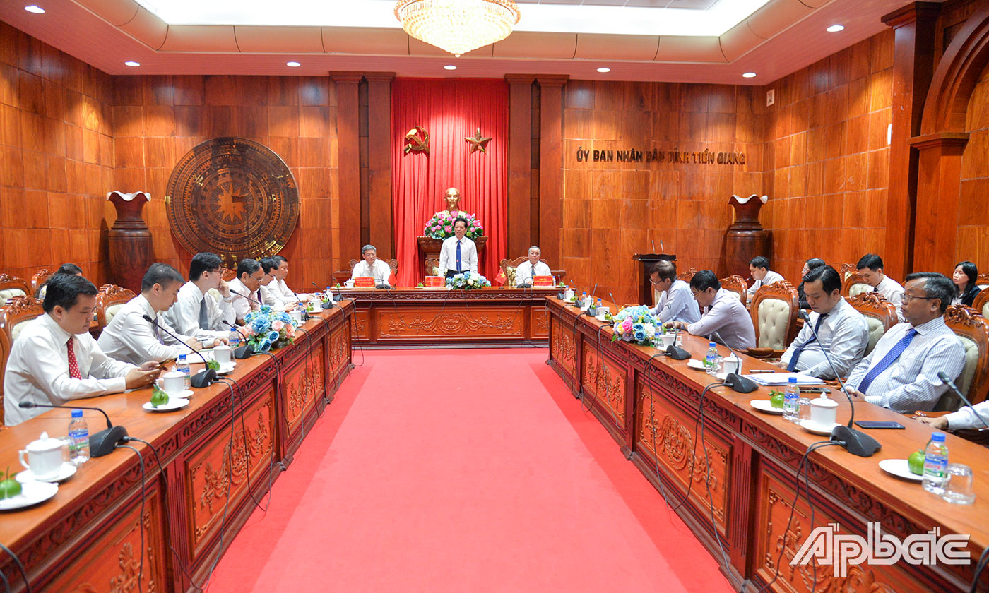 Quang cảnh buổi tiếp xã giao.