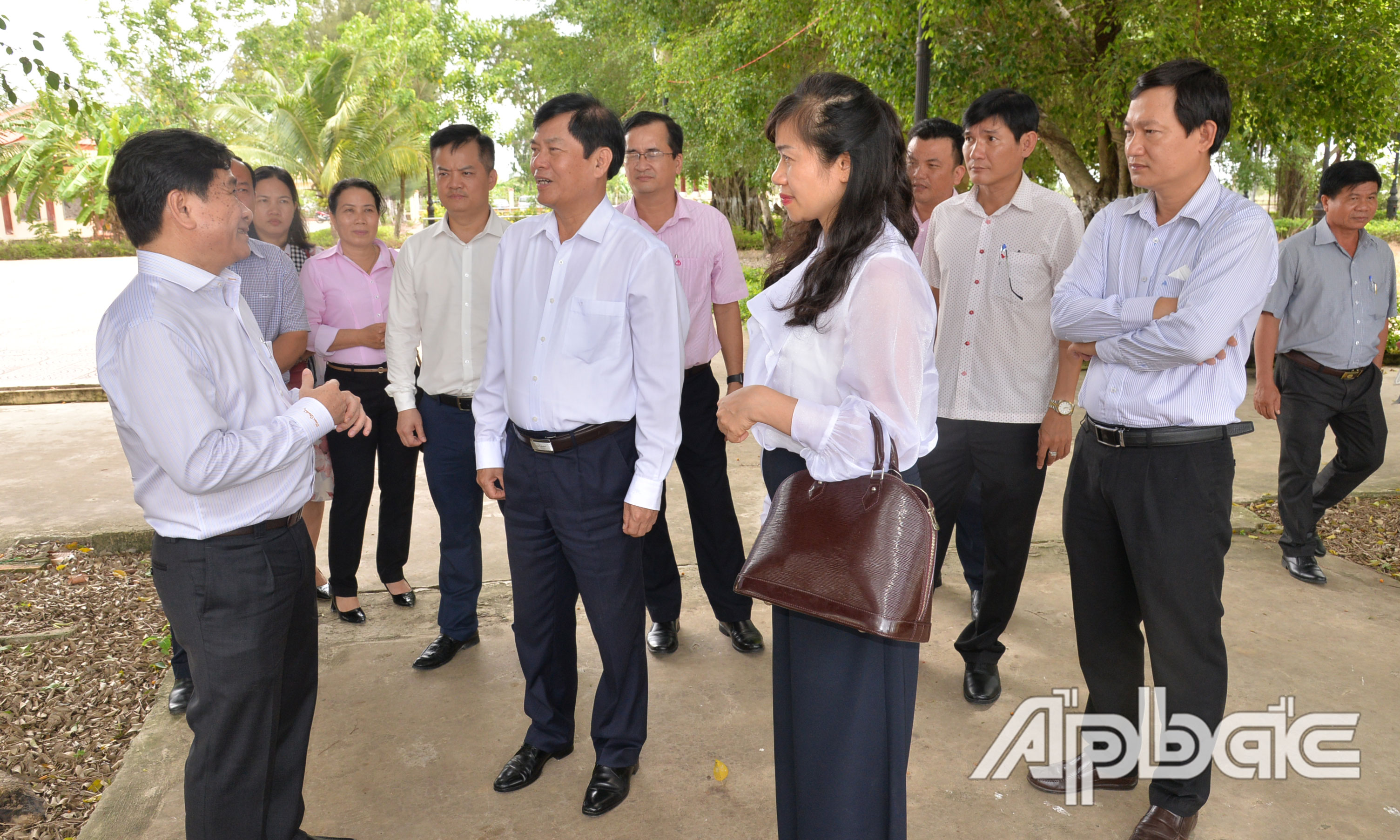 Phó Chủ tịch Thường trực UBND tỉnh Trần Văn Dũng thông tin về Dự án mở rộng Đền thờ Anh AHDT Trương Định giai đoạn 2.