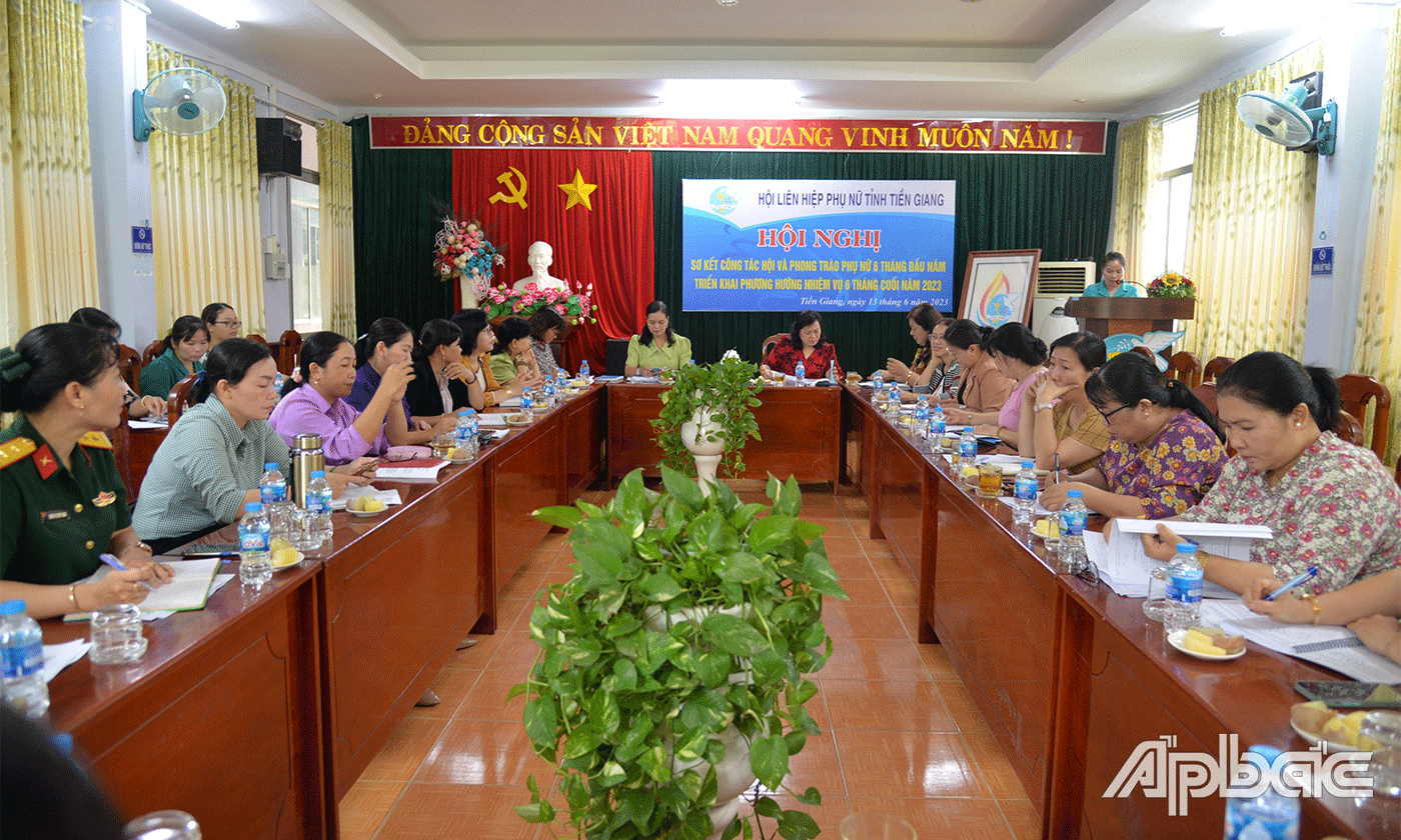 Quang cảnh hội nghị.
