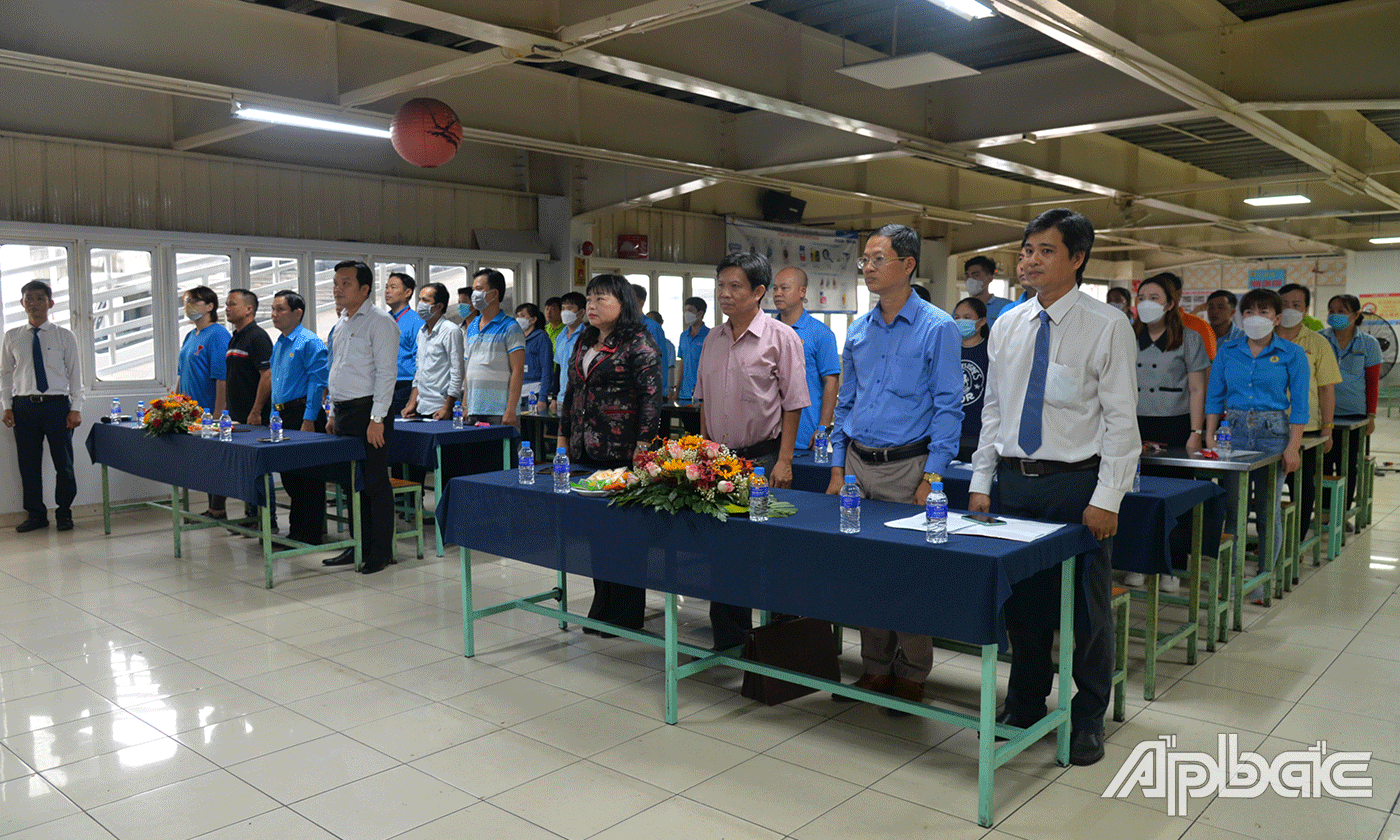Đại biểu tham dự Lễ công bố quyết định thành lập chi bộ công ty.