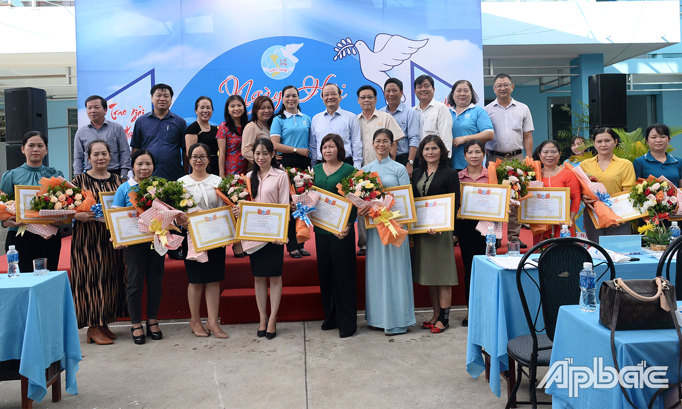 Tiền Giang: Sôi nổi Ngày hội 