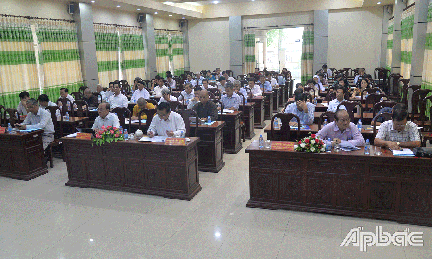 Đại biểu dự hội nghị.