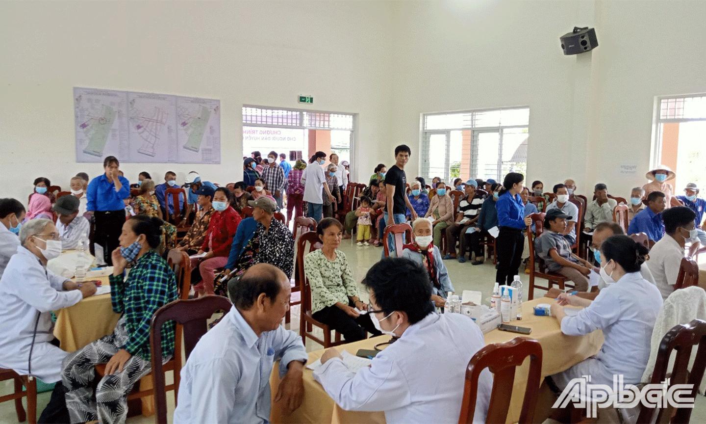 Chương trình đã thăm khám cho 500 lượt bệnh nhân nghèo, có hoàn cảnh khó khăn của 3 xã Tăng Hòa, Tân Thành và Tân Điền 