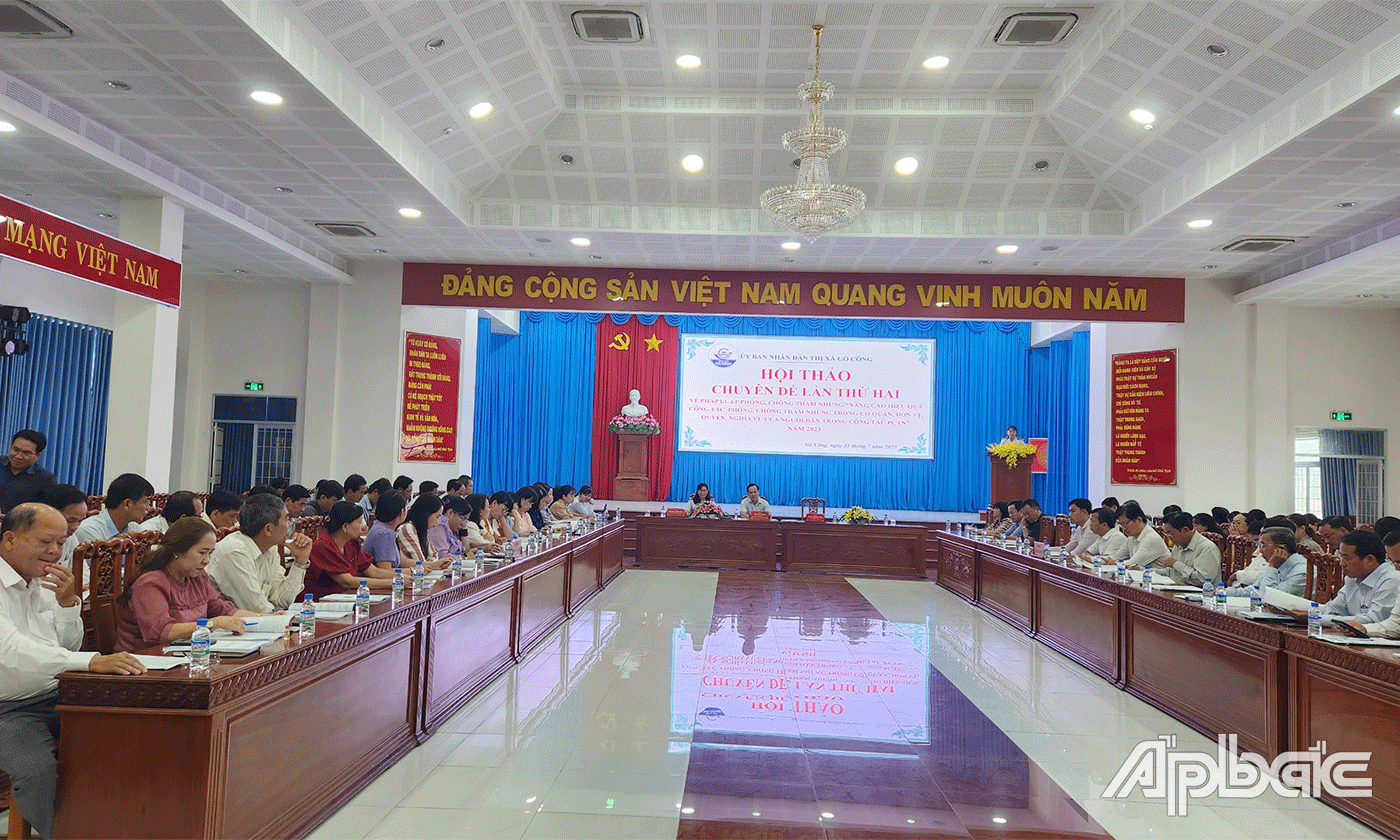 Quang cảnh 2 hội thảo chuyên đề.