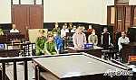 Lãnh 10 năm tù vì chích điện để giết vợ