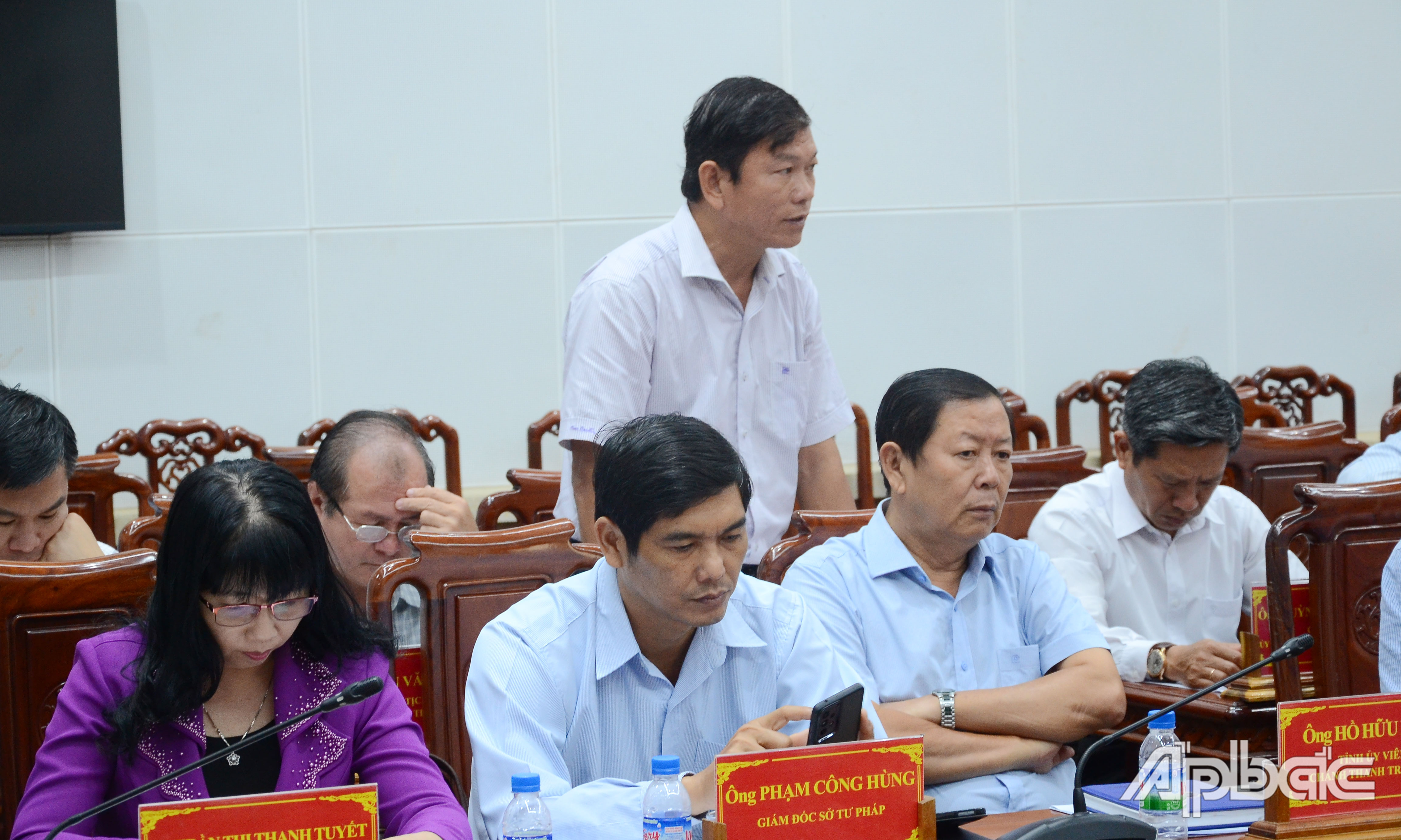 Lãnh đạo các địa phương phát biểu ý kiến.