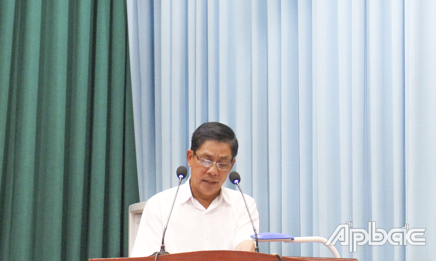 Đại biểu đại diện các sở, ngành có liên quan phát biểu tham luận, trao đổi ý kiến thảo luận tại hội nghị.
