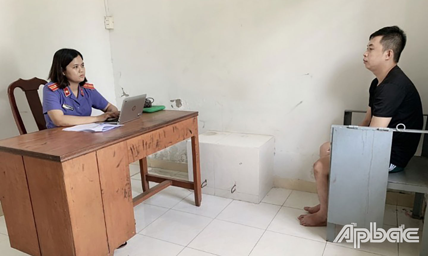 Đối tượng làm việc với cơ quan chức năng.