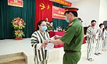 Lại vẽ trò bôi lem chính sách nhân văn, nhân đạo