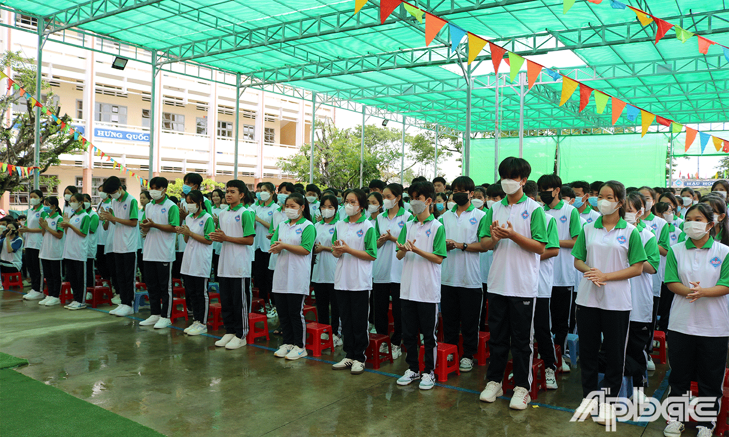 Học sinh tham dự lễ khai giảng năm học 2023-2024