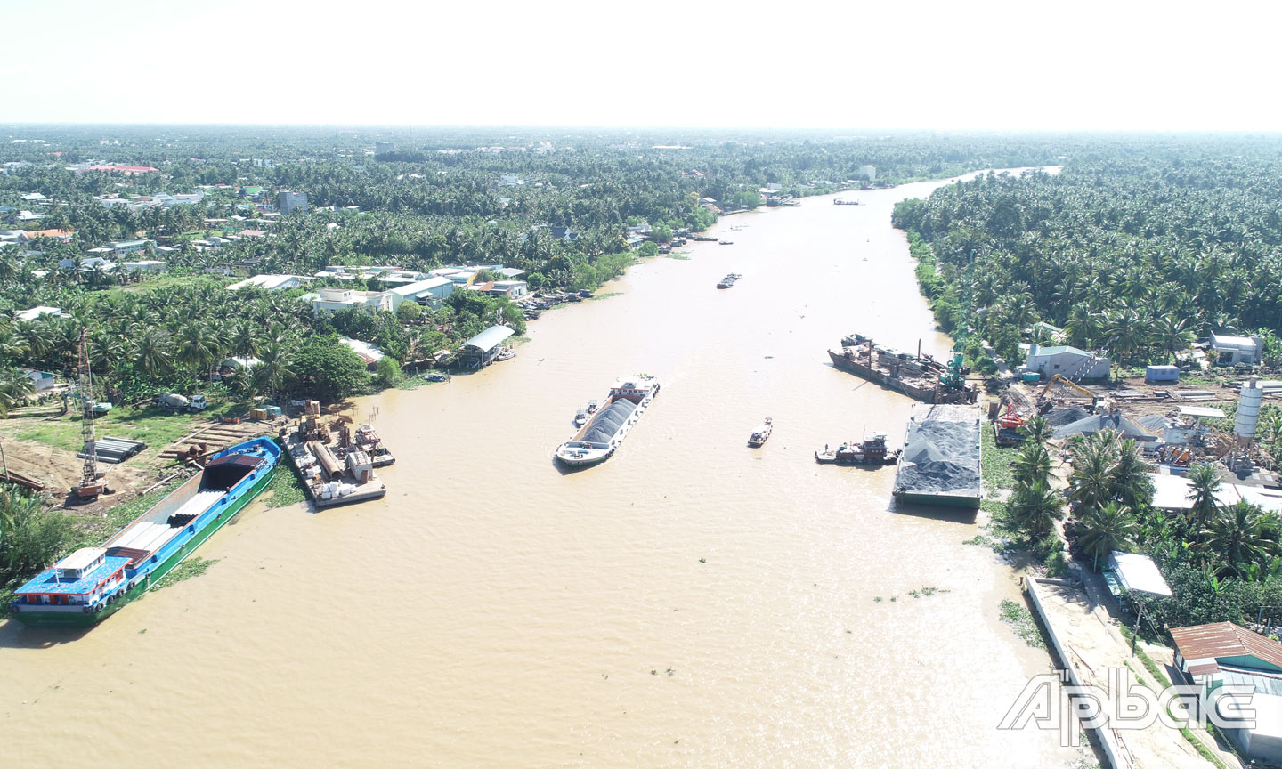 Nhiều công trình  xây dựng thiếu cát.