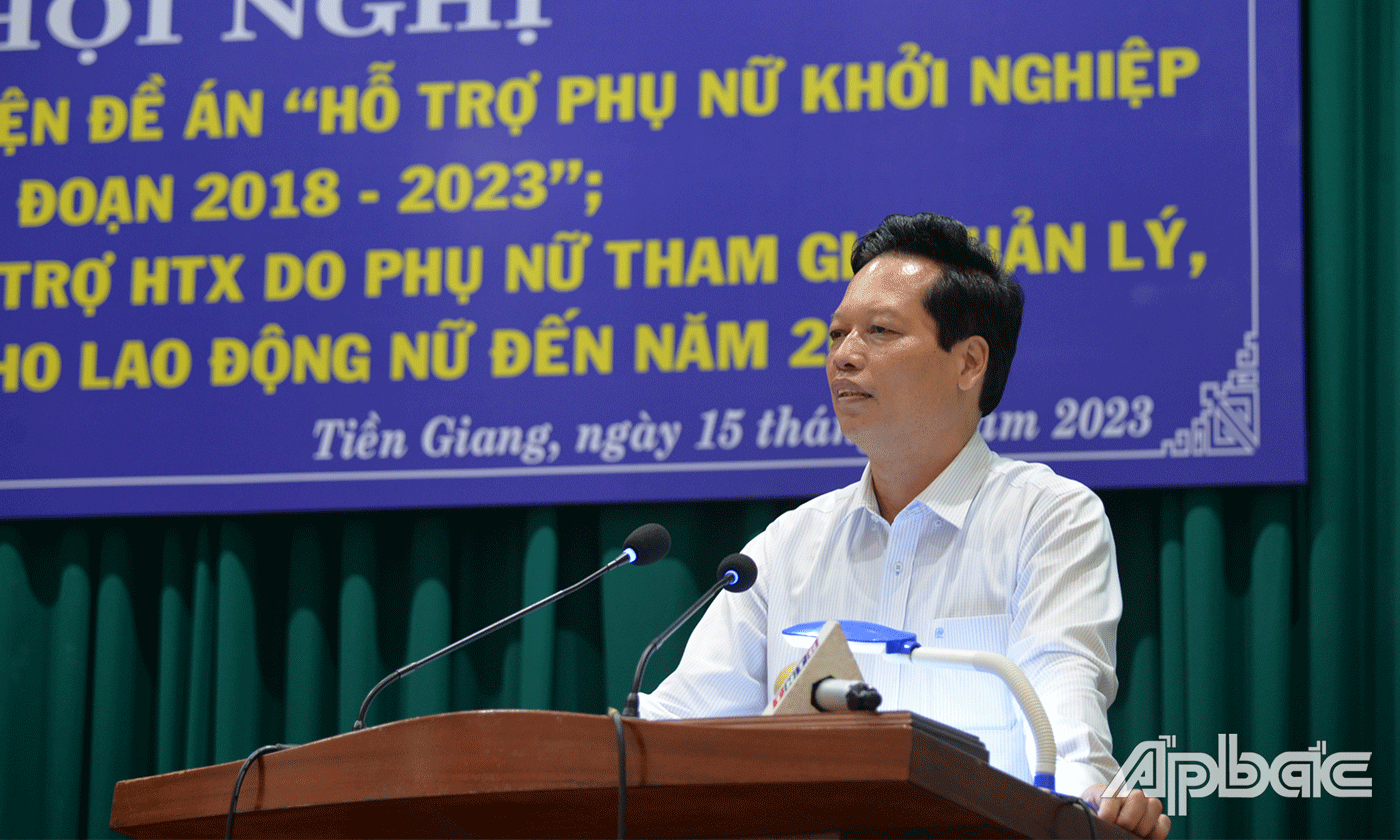 Phó Chủ tịch UBND tỉnh Nguyễn Thành Diệu phát biểu tại hội nghị.
