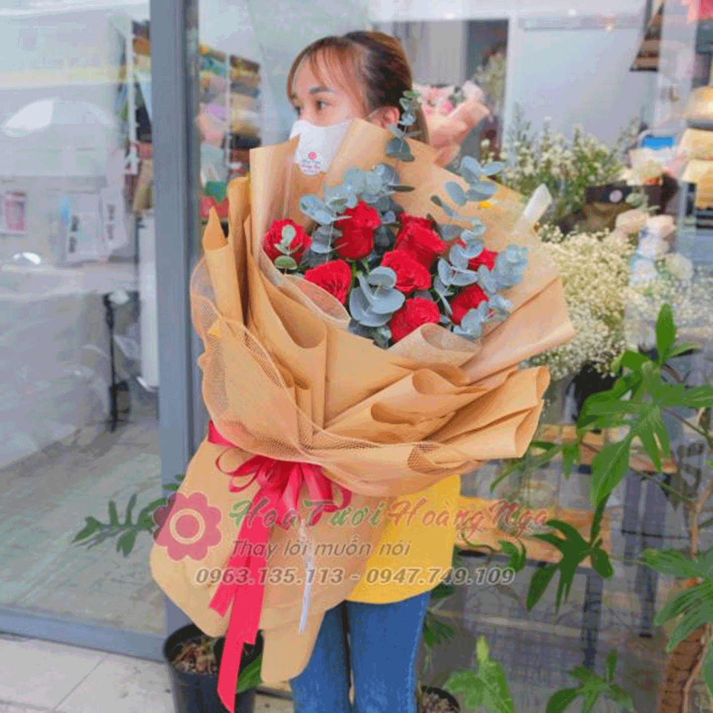 Bó hoa hồng - Món quà ý nghĩa dành tặng người thương.