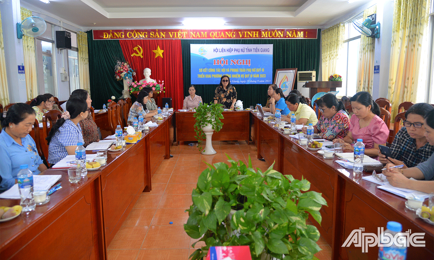 Quang cảnh hội nghị sơ kết.