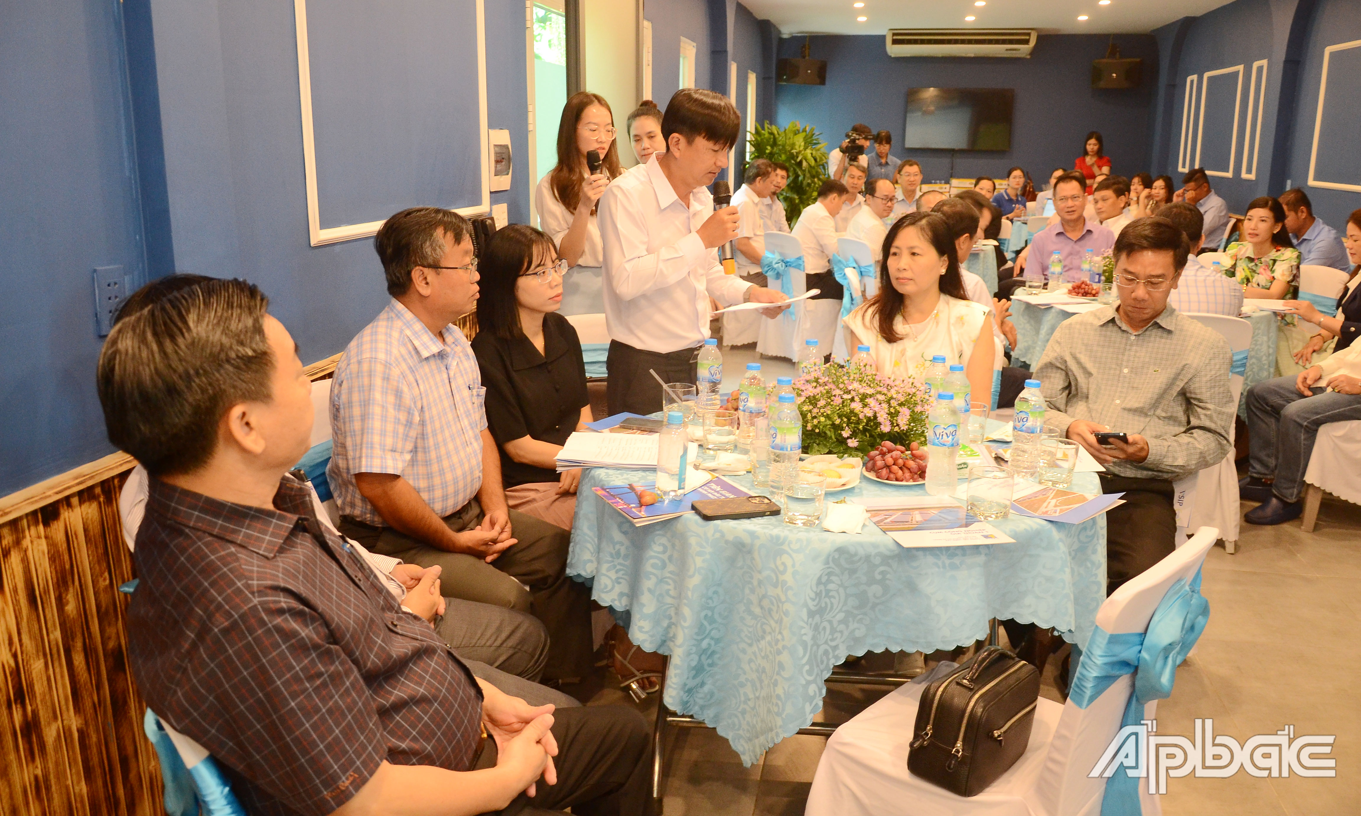 Quang cảnh buổi gặp gỡ.