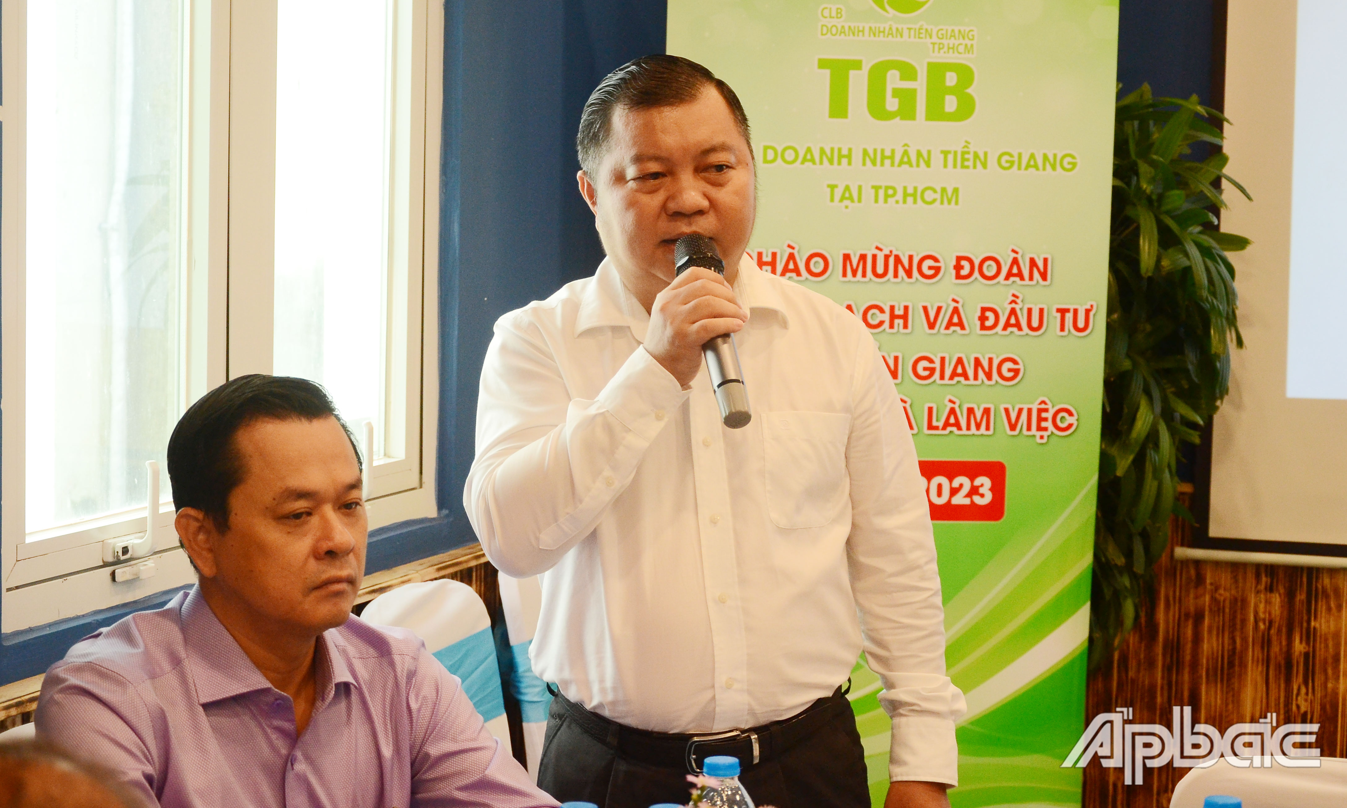 Chủ tịch TGB Trương Văn Kiệt phát biểu tại buổi gặp gỡ.