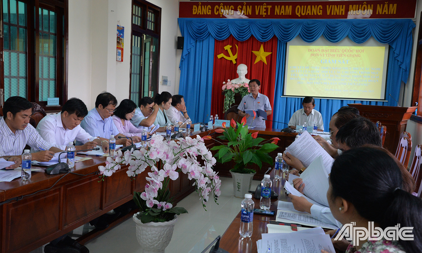 đồng chí Tạ Minh Tâm kết luận buổi làm việc