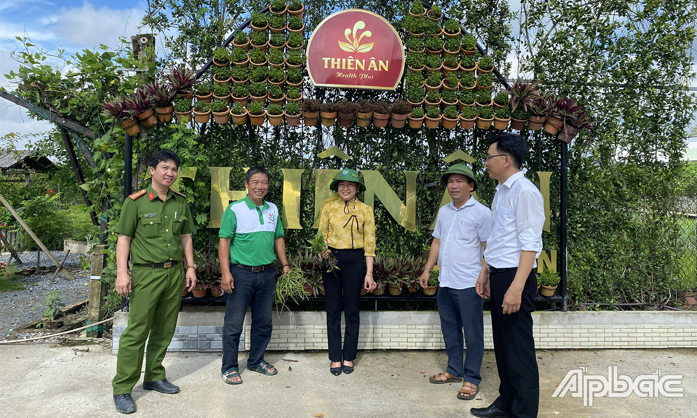 Đoàn kiểm tra kiểm tra thực tế tại địa phương