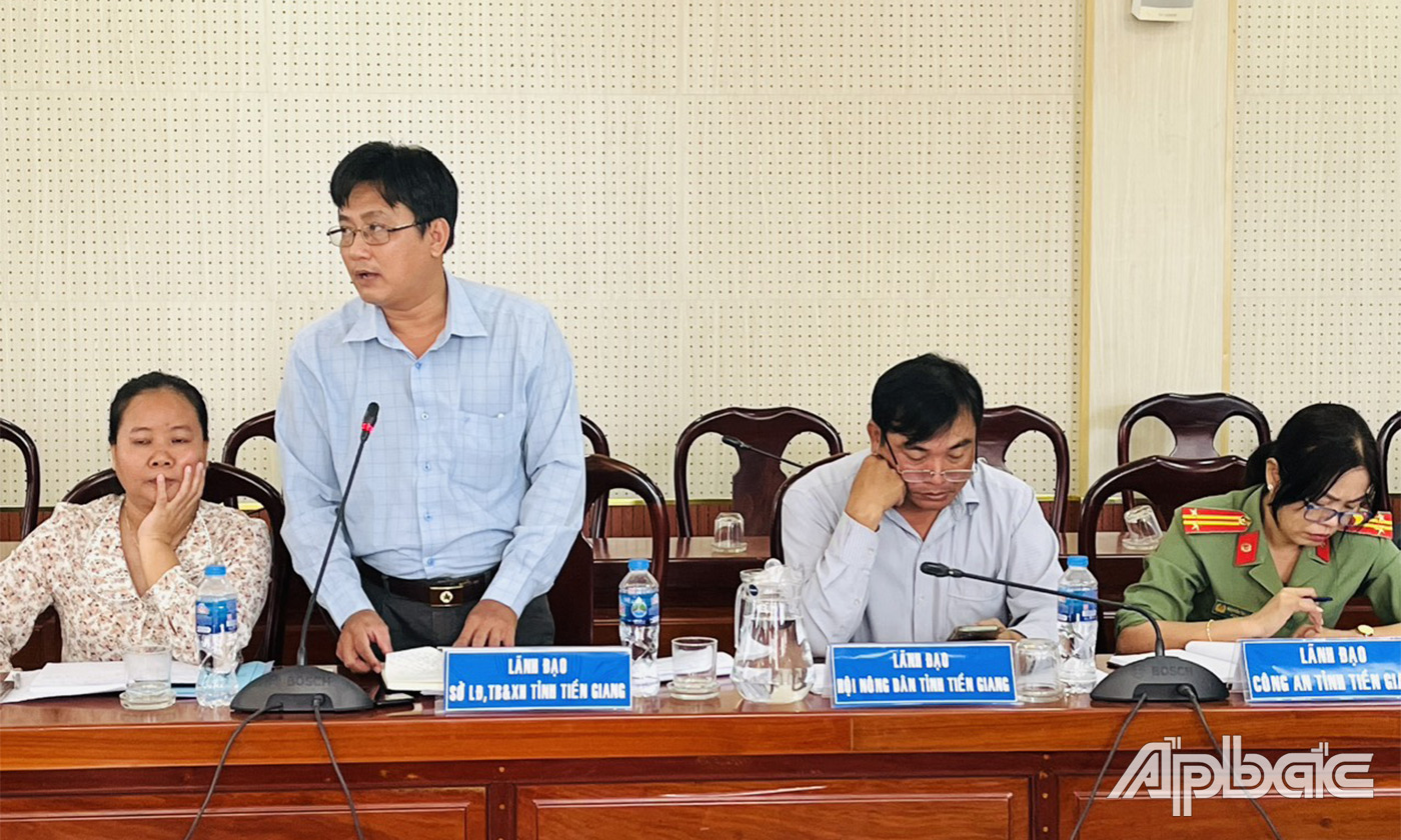 Đại biểu phát biểu ý kiến tại buổi làm việc