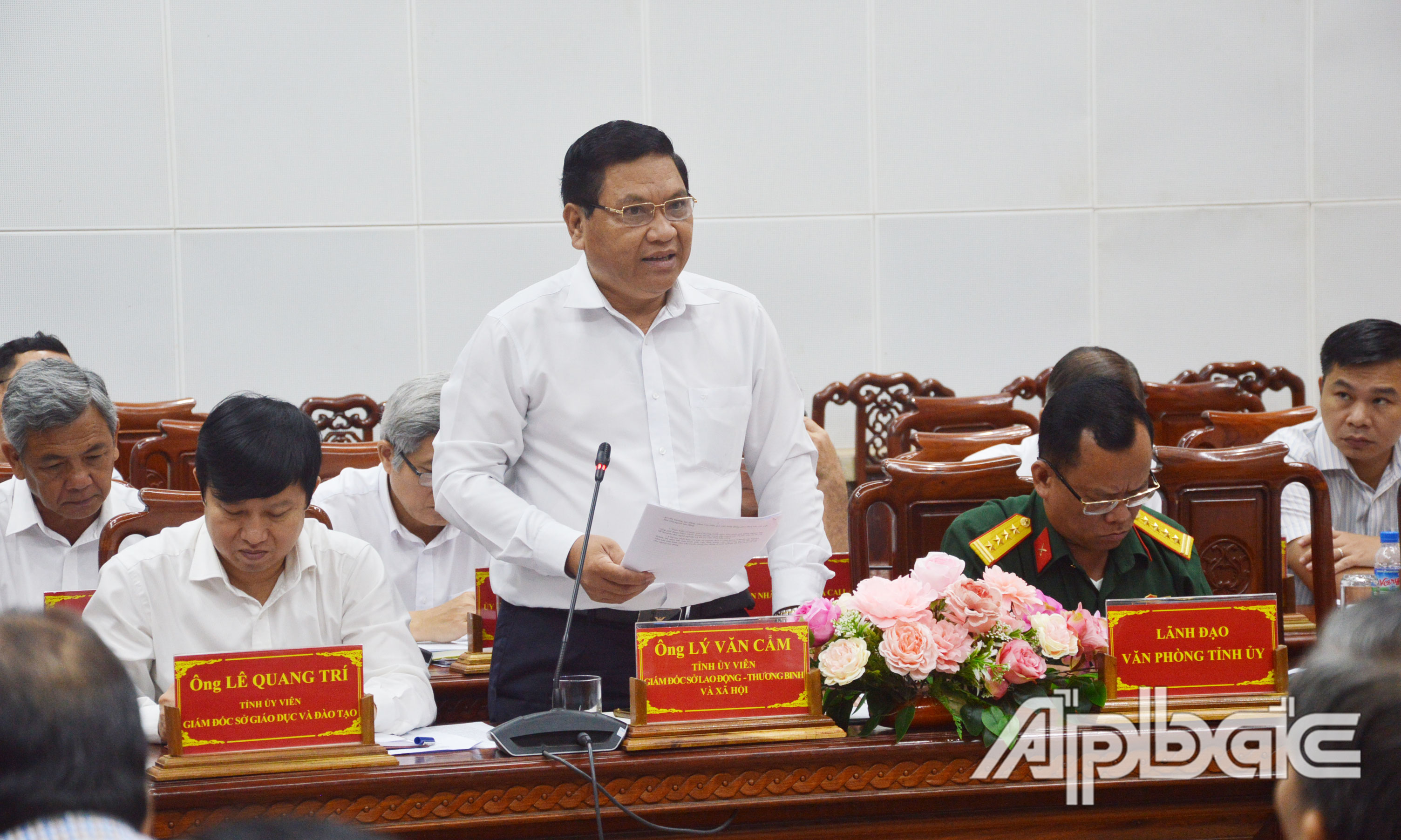 Giám đốc Sở Lao động - Thương binh và Xã hội Lý Văn Cẩm phát biểu tại hội nghị.