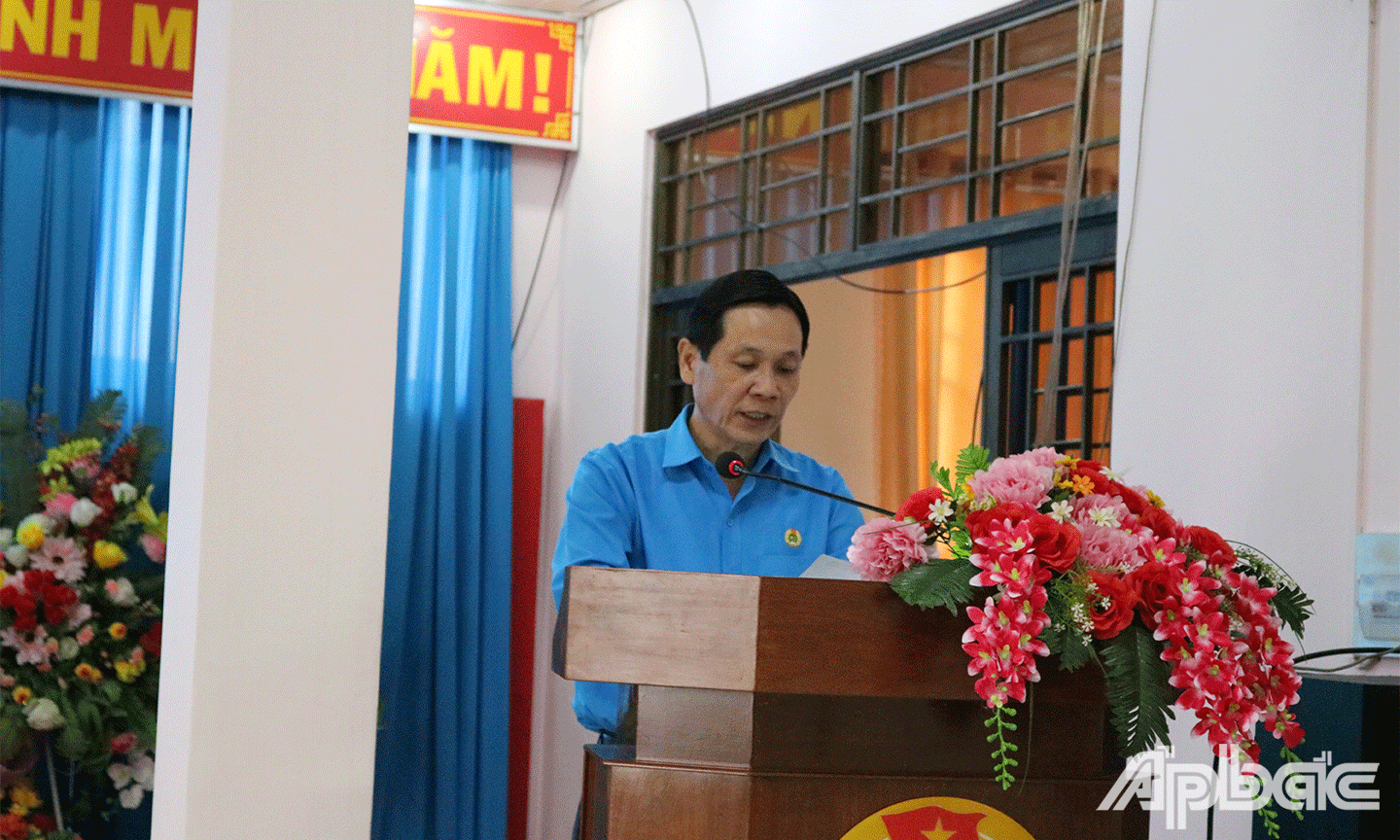 Chủ tich LĐLĐ tỉnh Tiền Giang Lê Minh Hùng ôn truyền thống kỷ niệm Ngày Phụ nữ Việt Nam 20-10