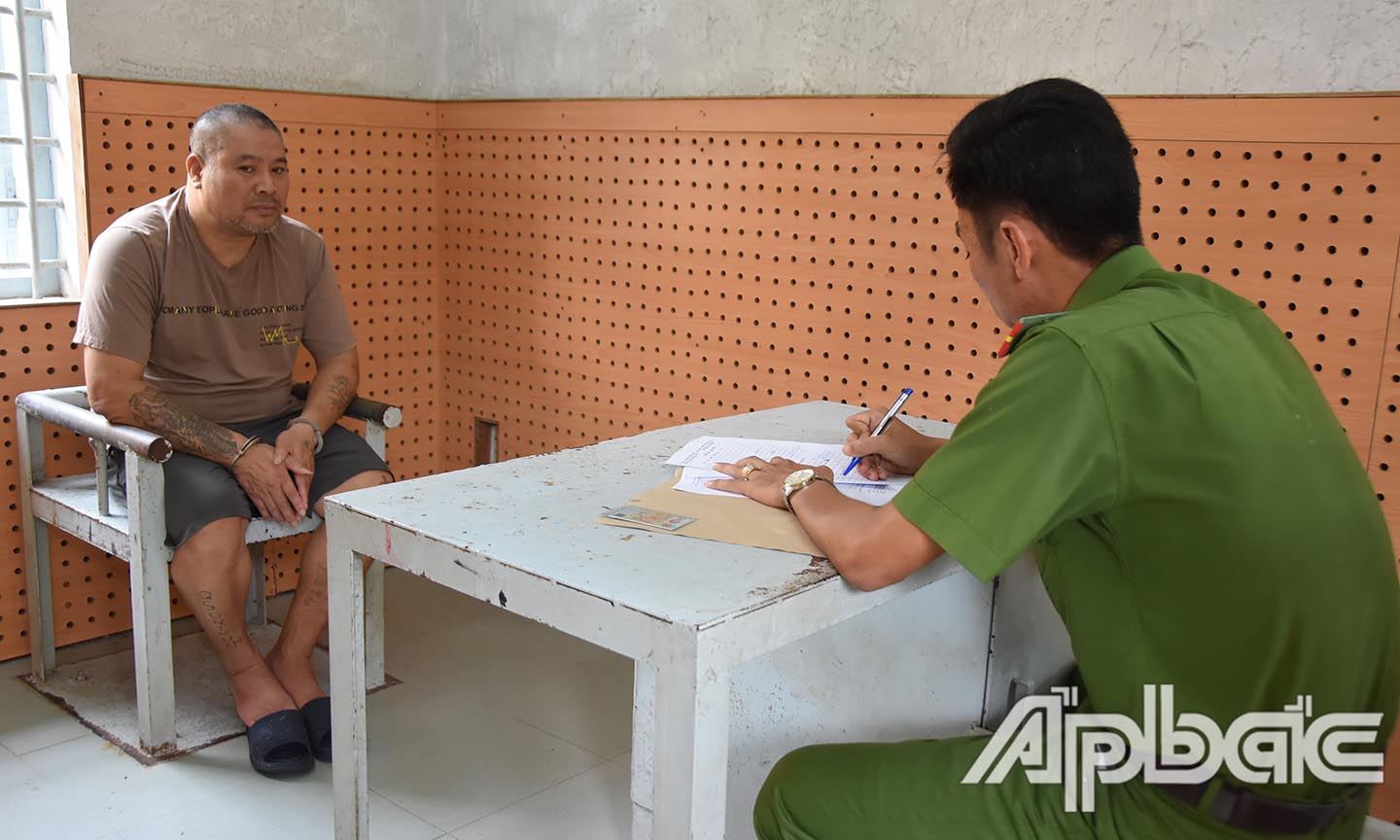 Đào Văn Hà tại cơ quan cảnh sát điều tra.