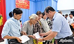 Đồng chí Phan Phùng Phú dự Ngày hội Đại đoàn kết toàn dân tộc khu phố 4, phường 7, TP. Mỹ Tho