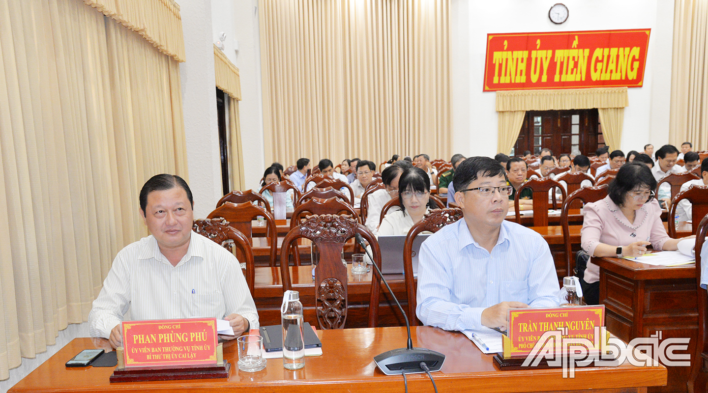 Quang cảnh hội nghị