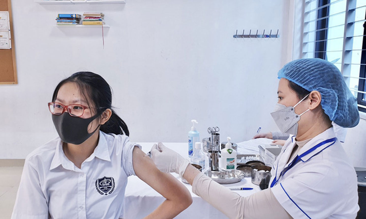 Việc tiêm vaccine COVID-19 sẽ lồng ghép vào buổi tiêm chủng thường xuyên.