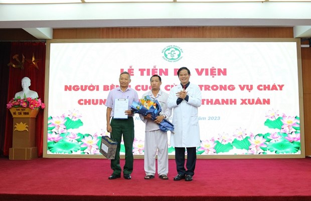 Bệnh nhân nặng nhất trong vụ cháy Chung cư mini tại Khương Hạ đã được xuất viện. (Ảnh: PV/Vietnam+)
