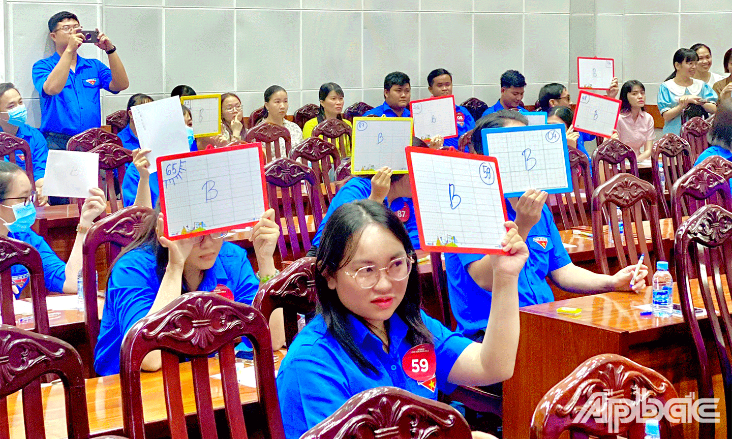 Thí sinh tham gia