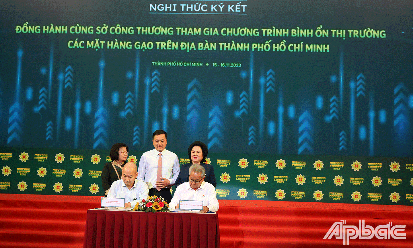Ký thỏa thuận hợp tác giữa Sở Công thương TP. Hồ Chí Minh với Tập đoàn Lộc trời về đồng hành cùng chương trình bình ổn thị trường mặt hàng gạo trên địa bàn TP. Hồ Chí Minh.